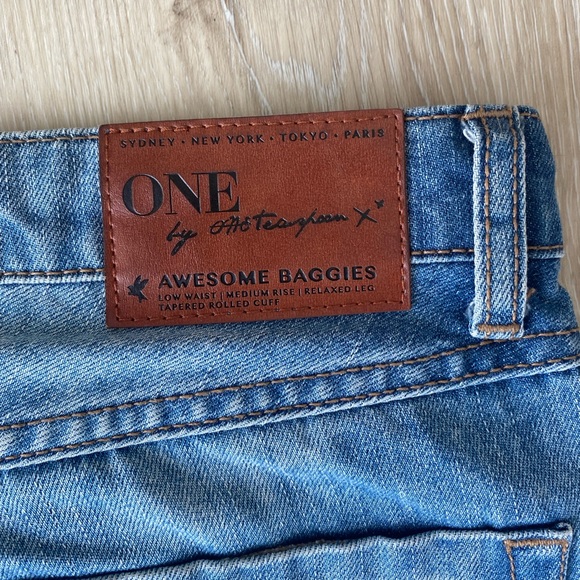 One Teaspoon Awesome Baggies - Picture 4 of 6